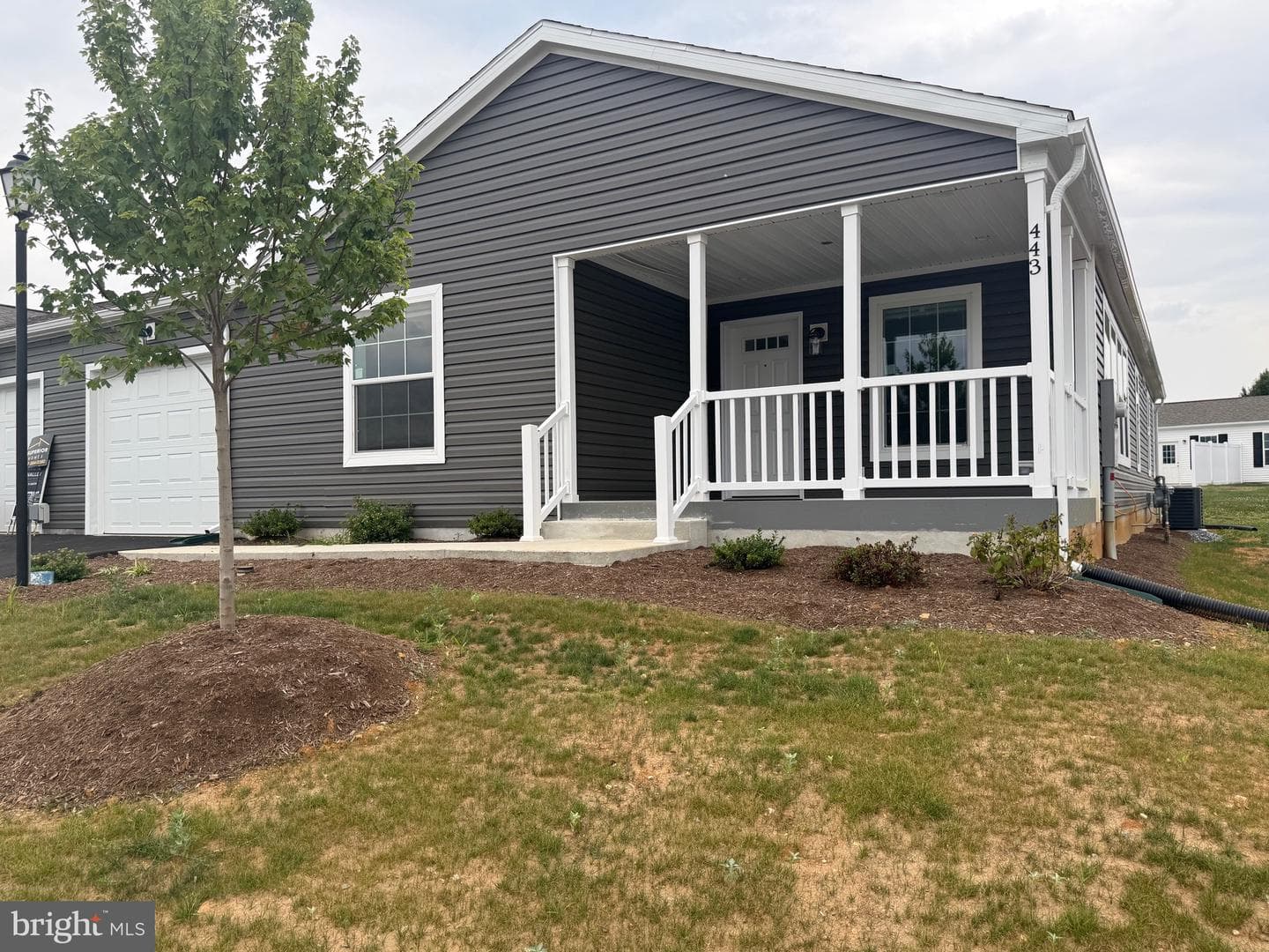 443 Eastwood Ln, Lancaster