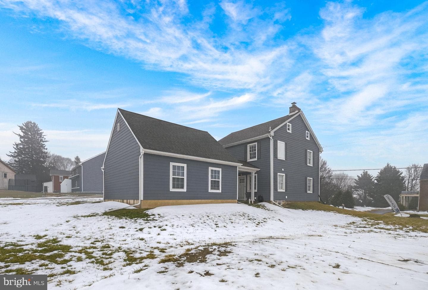 1529 Village Road photo 35