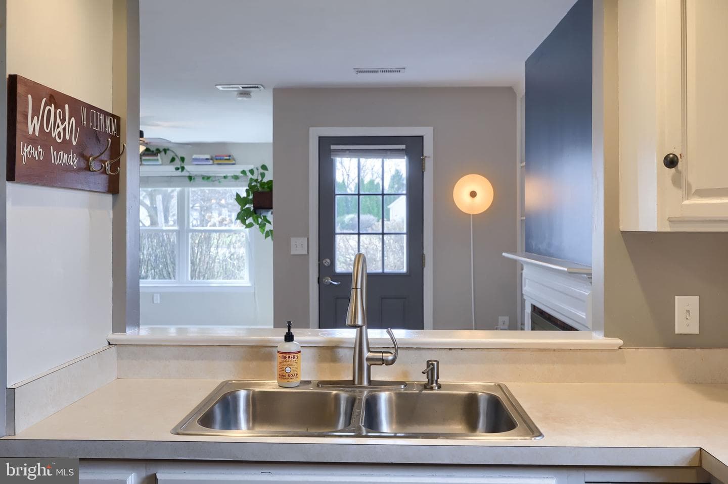 100 Pepperton Court photo 15