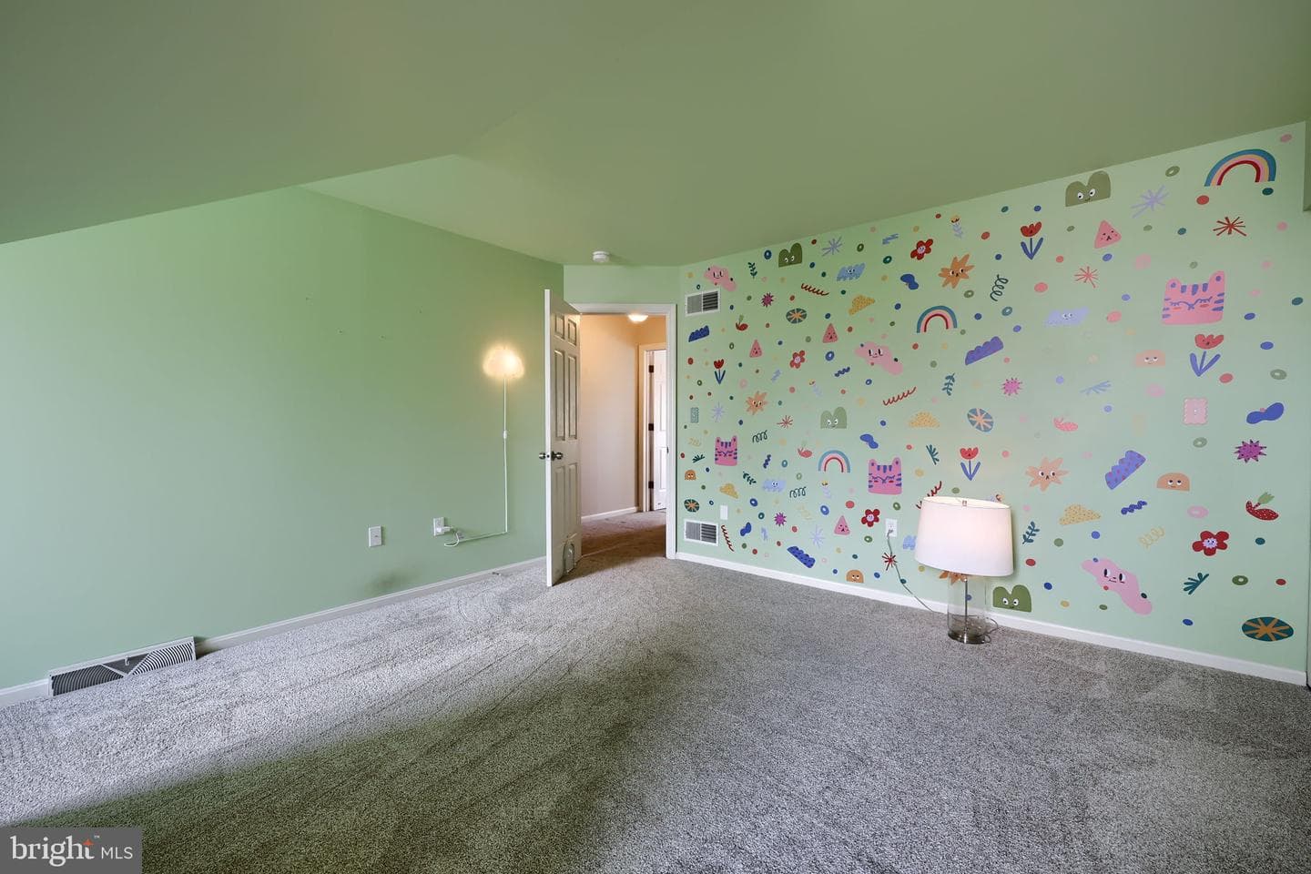 100 Pepperton Court photo 30