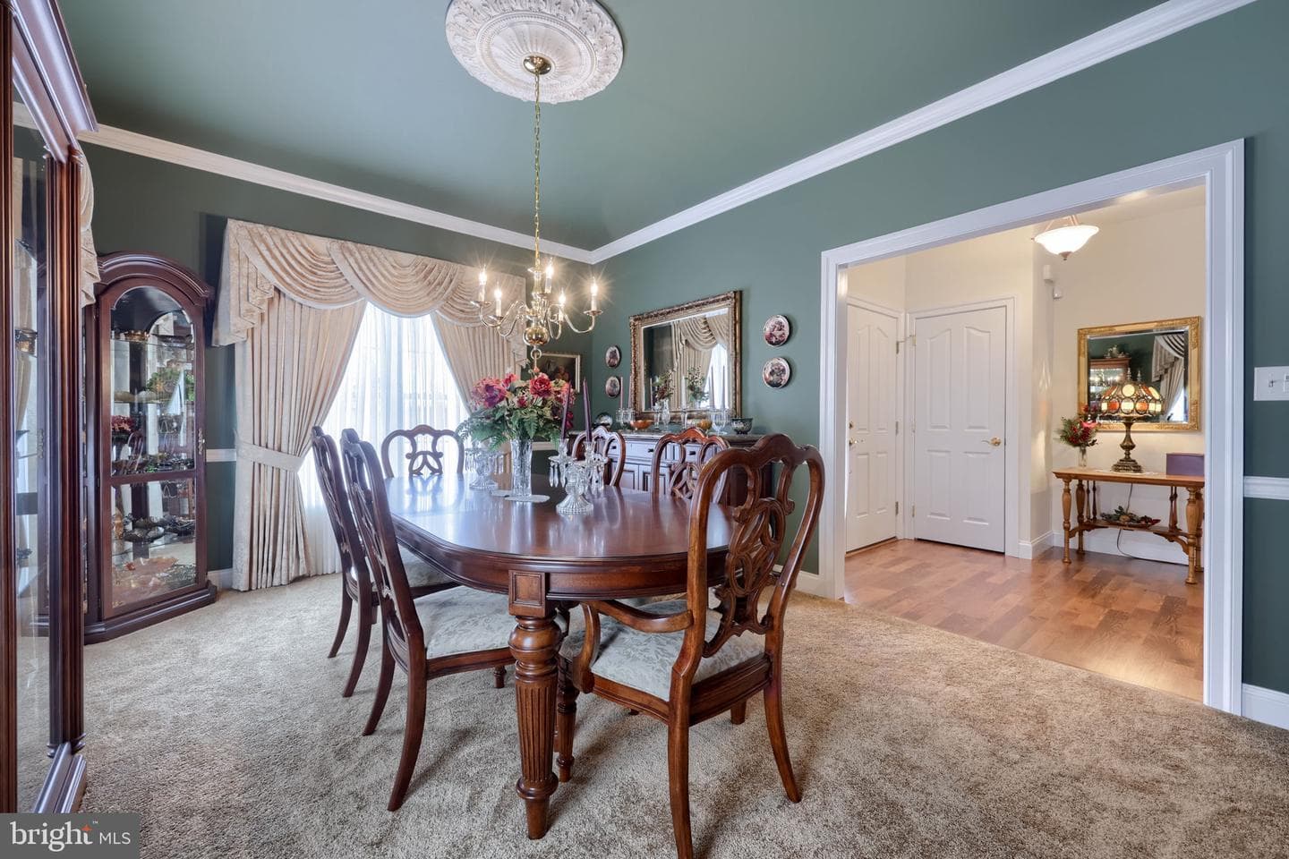 900 Cambridge Drive photo 14