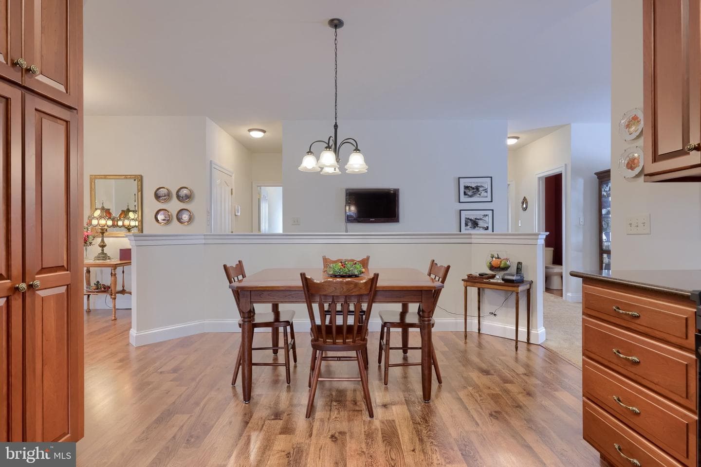 900 Cambridge Drive photo 22