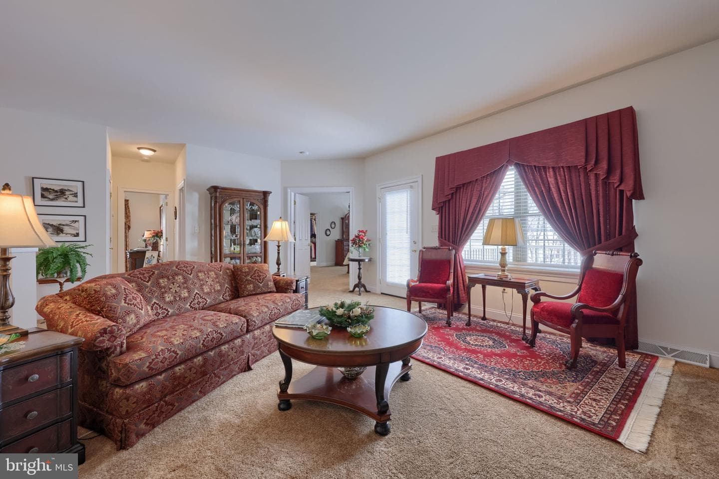 900 Cambridge Drive photo 29