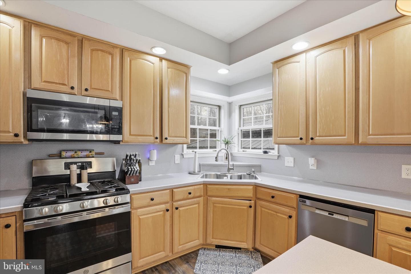 44 Silver Drive photo 23