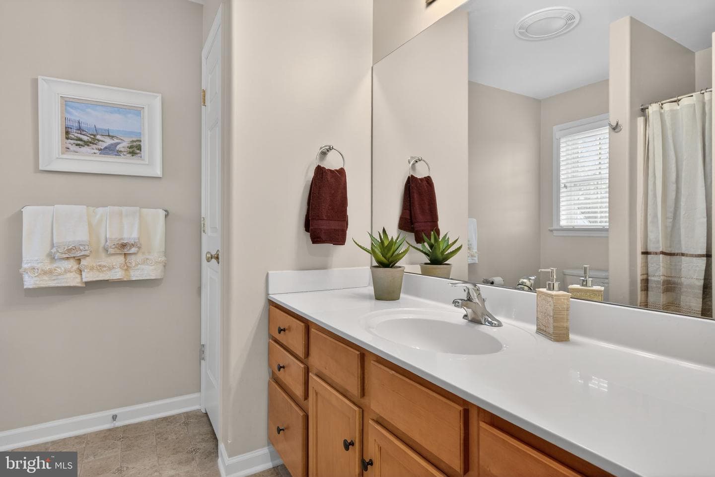 340 Wendover Way photo 24