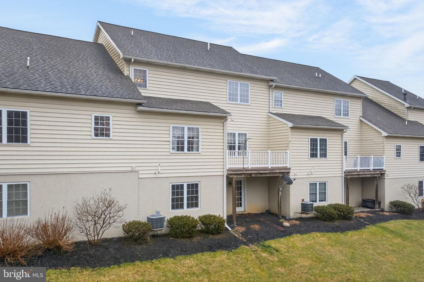 340 Wendover Way photo 34