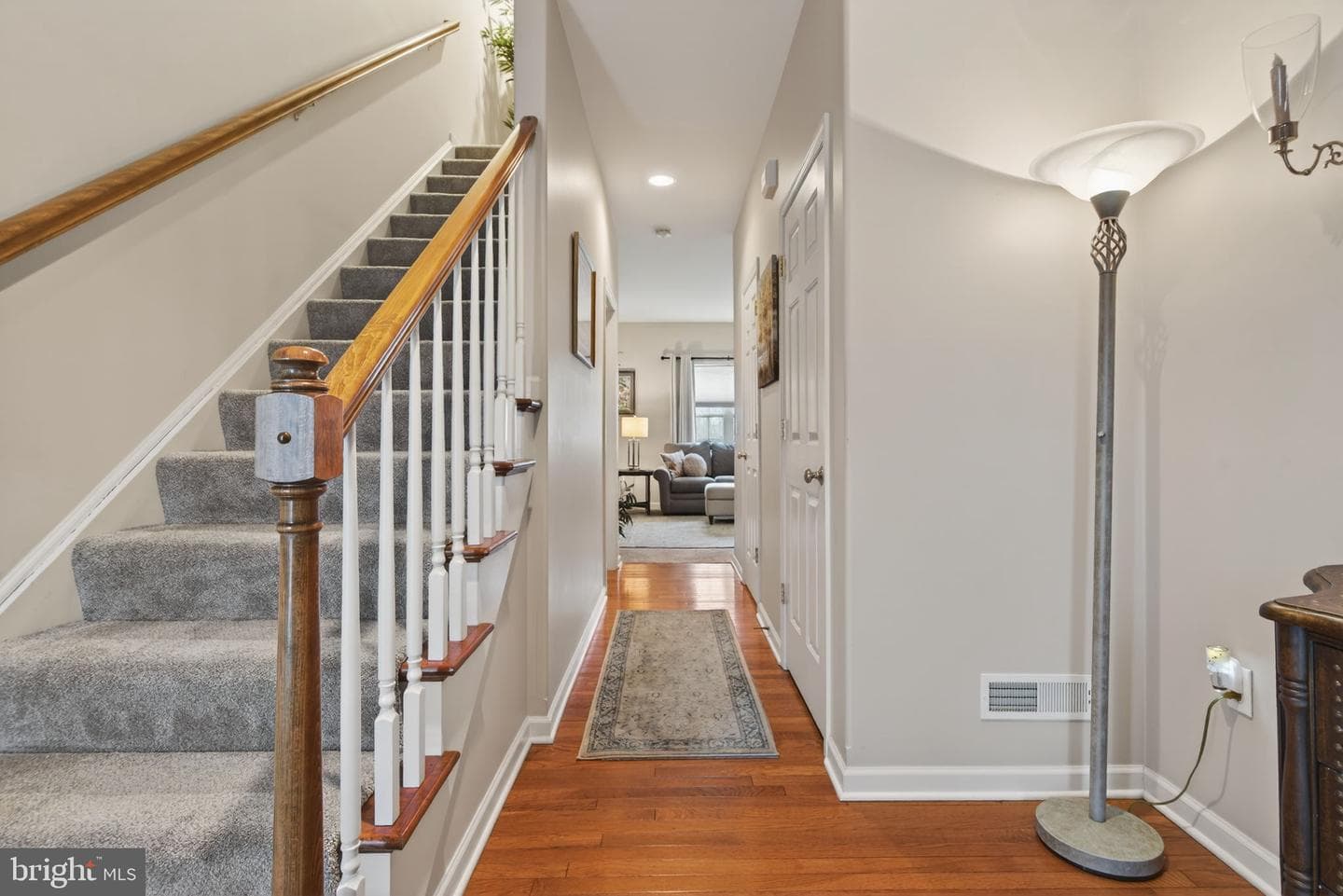 340 Wendover Way photo 5
