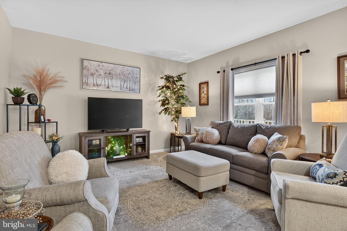 340 Wendover Way photo 9