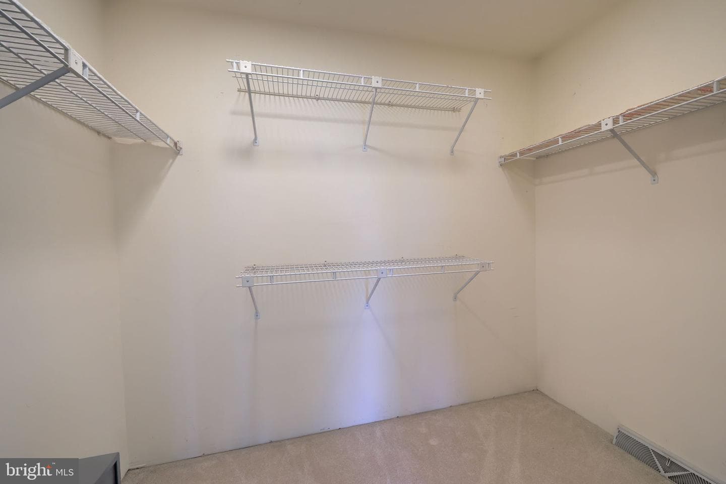 113 Florentine Drive photo 24