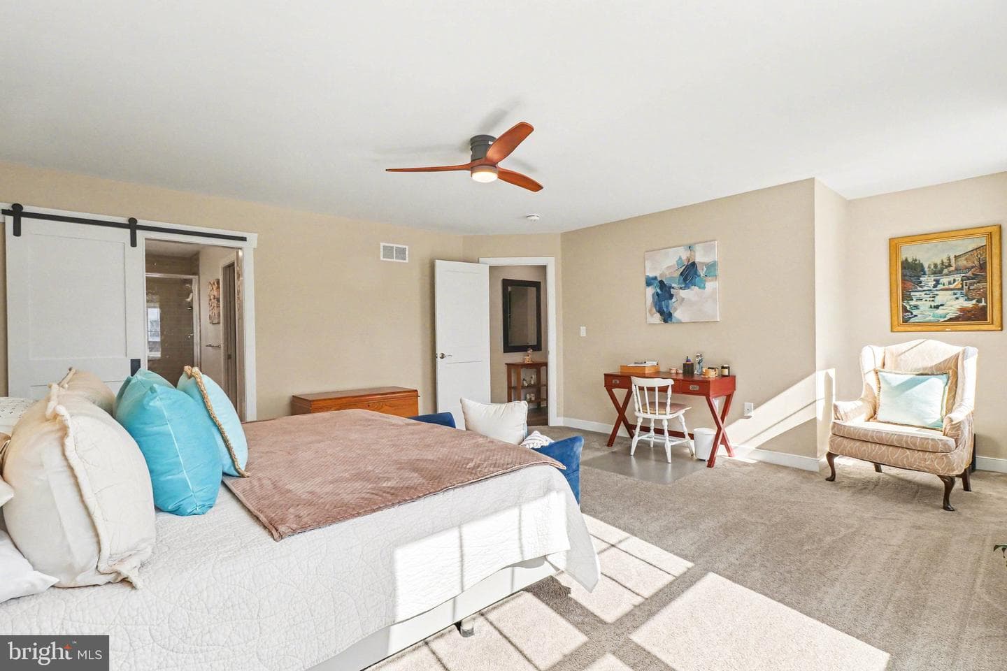 220 Pebble Drive photo 21
