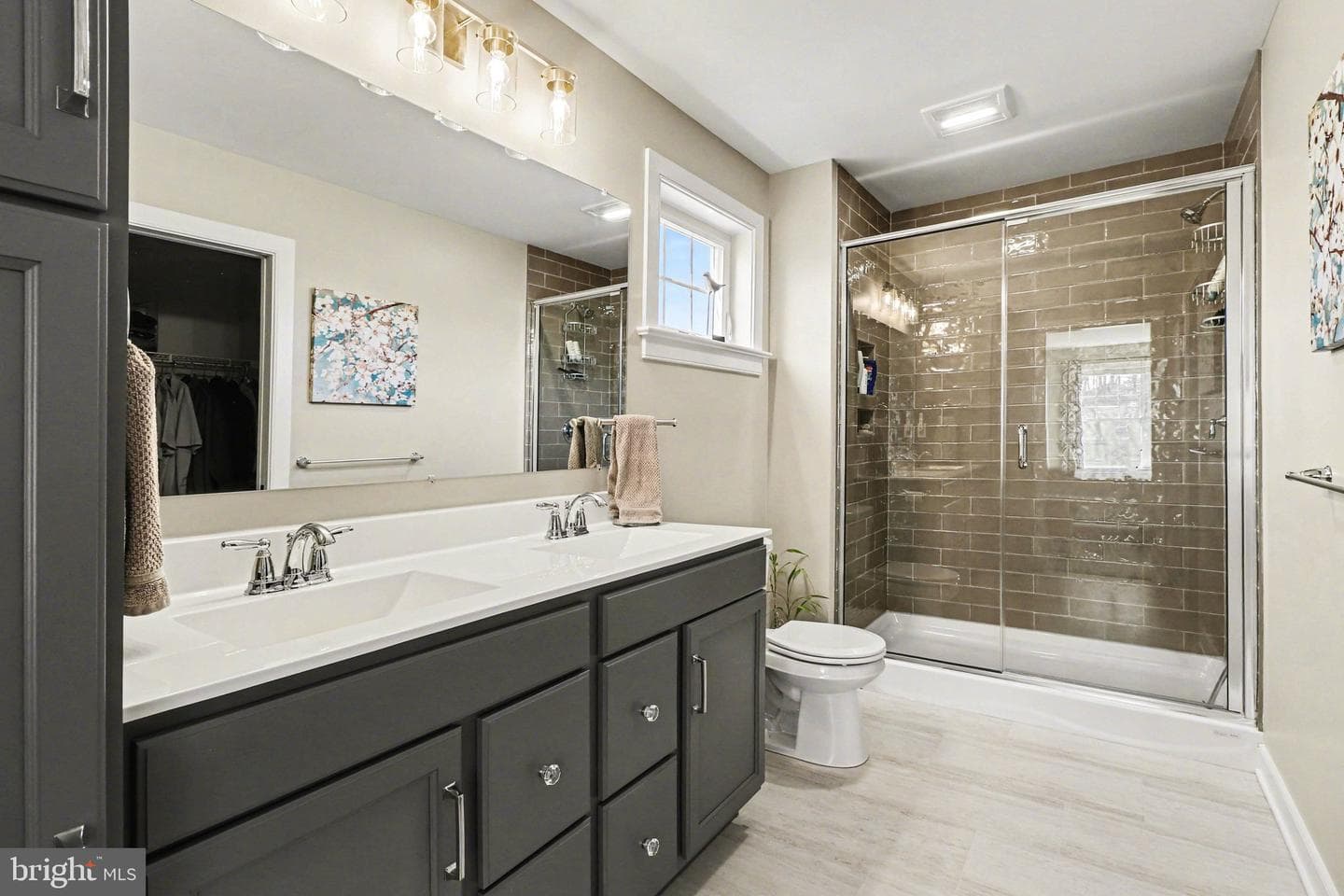 220 Pebble Drive photo 22