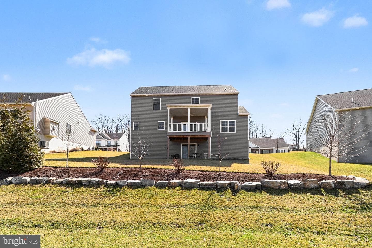 220 Pebble Drive photo 38