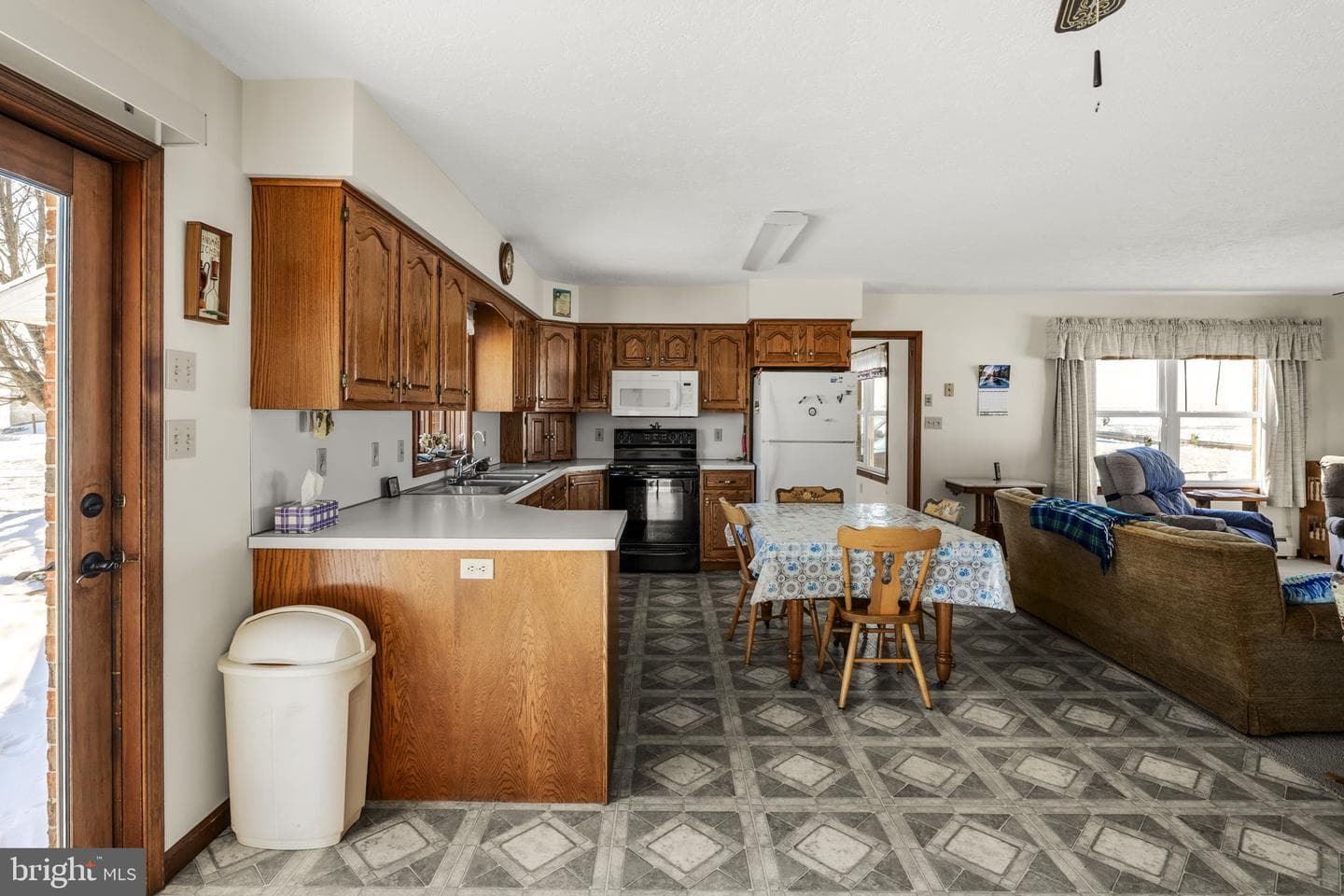 85 Wissler Road photo 24