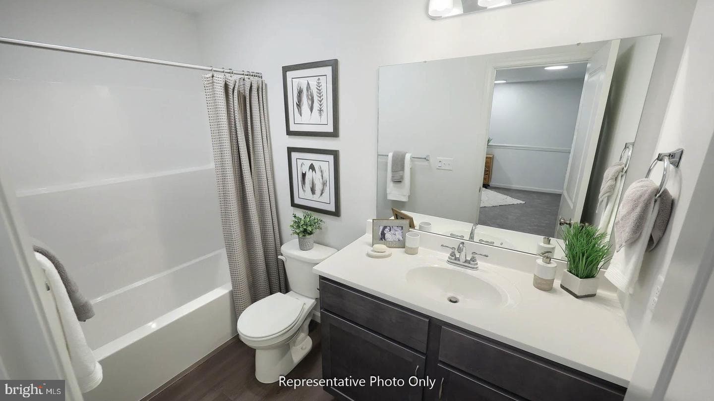 28 N Conifer Drive photo 17