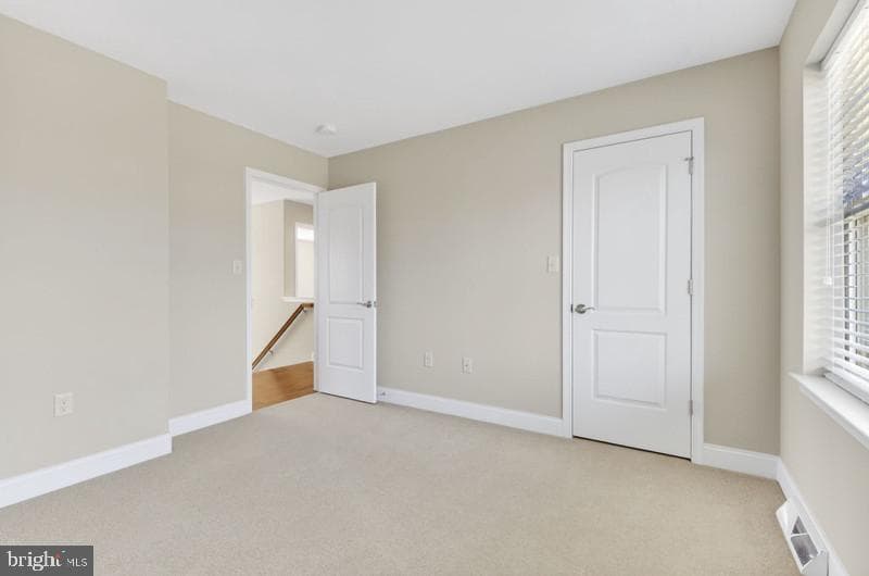 617 Dorset Street photo 19