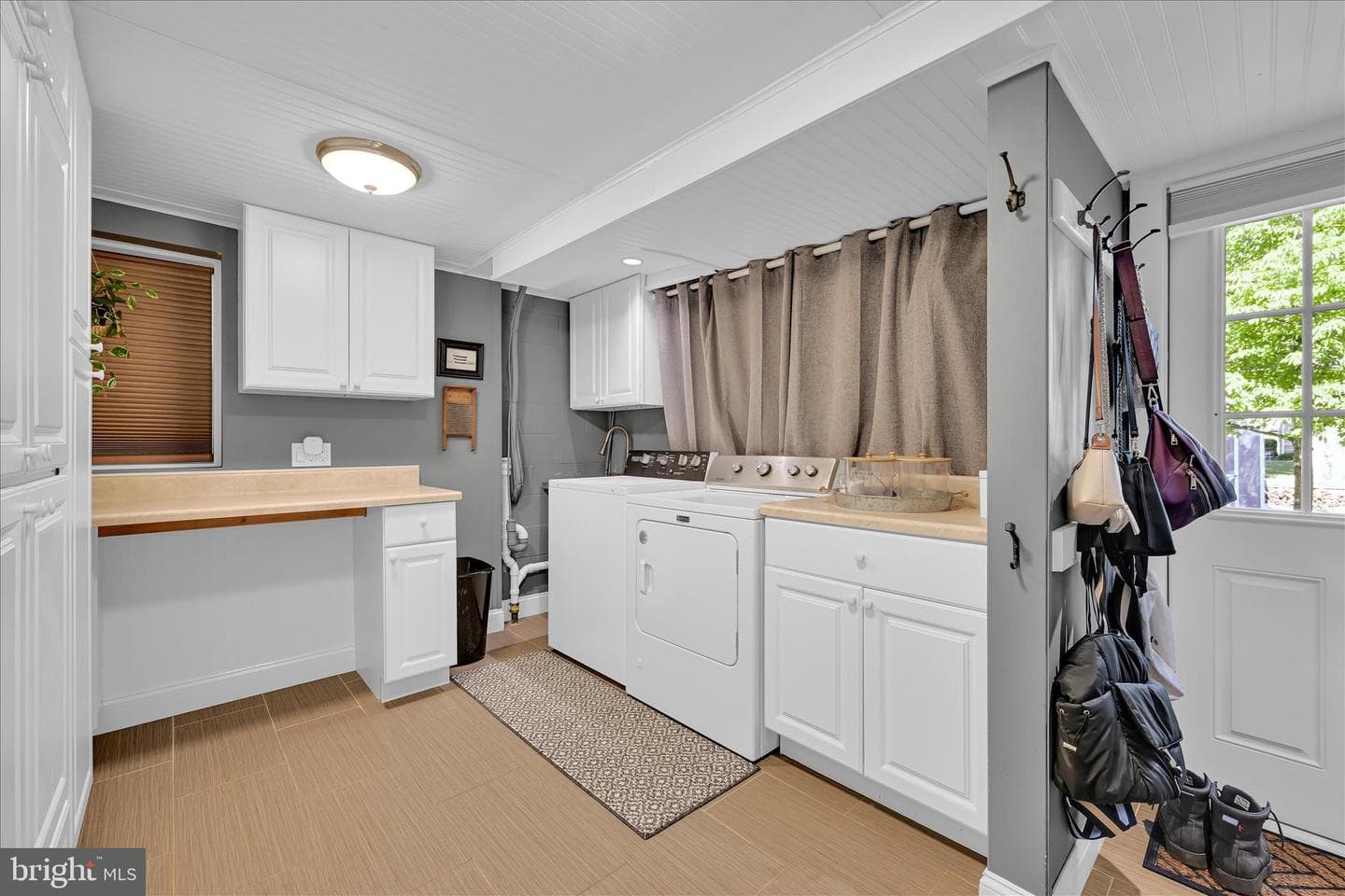 1842 Longview Drive photo 30