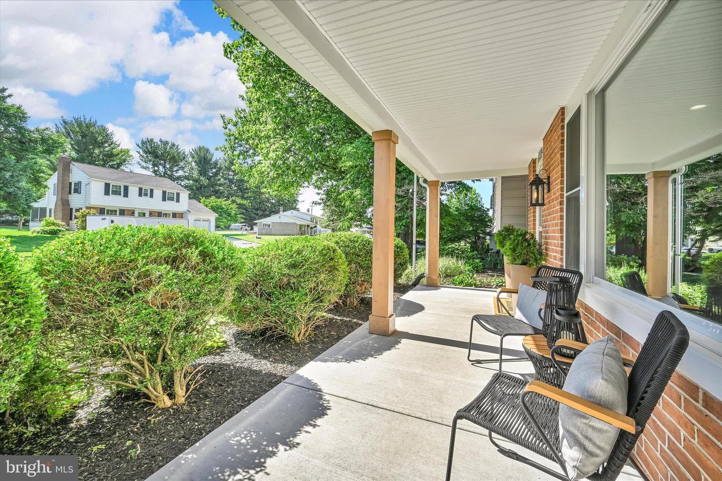 1842 Longview Drive photo 8