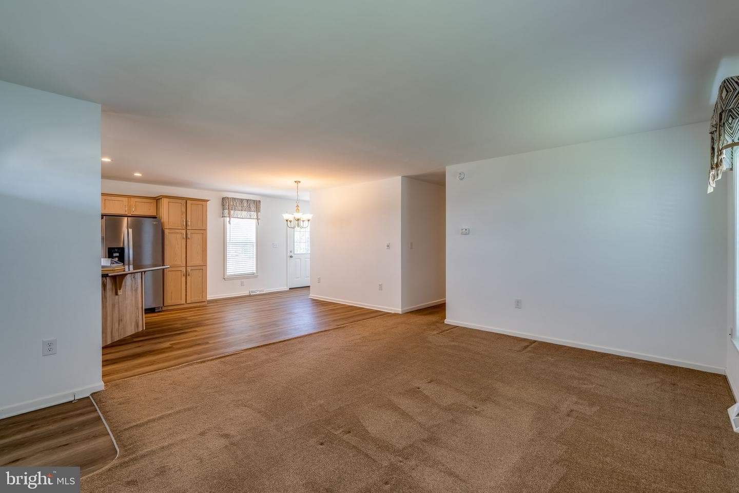 426 Eastwood Lane photo 6