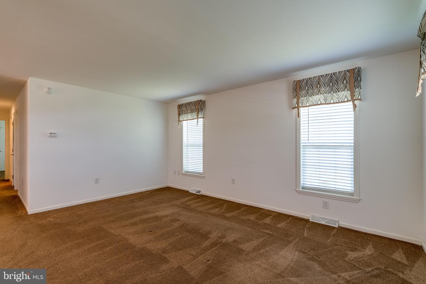 426 Eastwood Lane photo 7