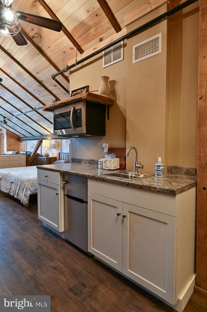 1700 Texter Mountain Road photo 17