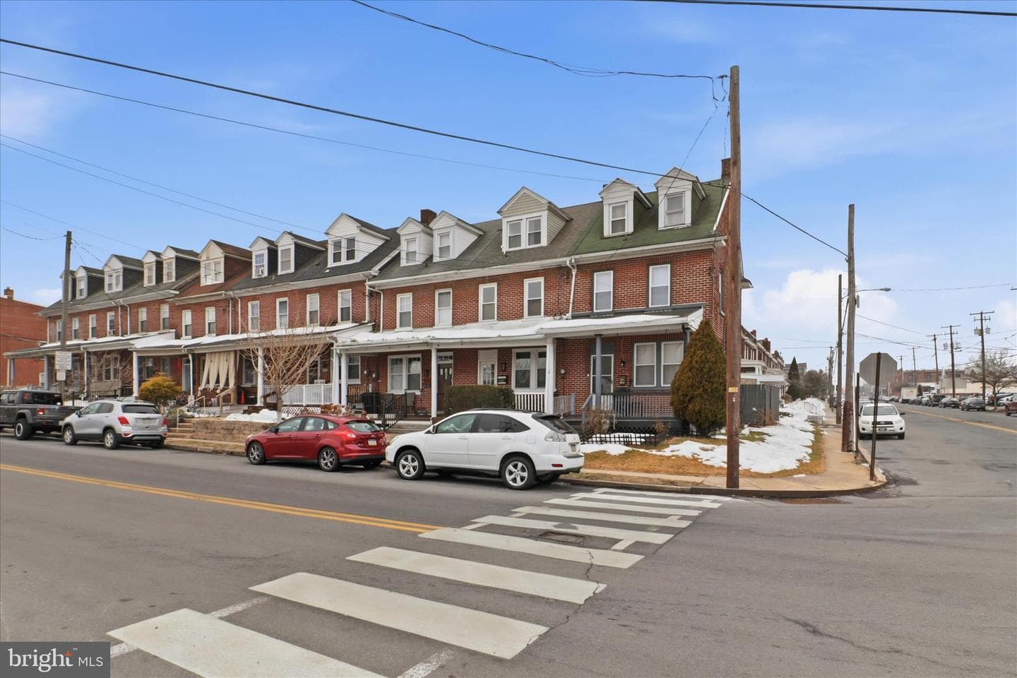 932 N Plum Street photo 2