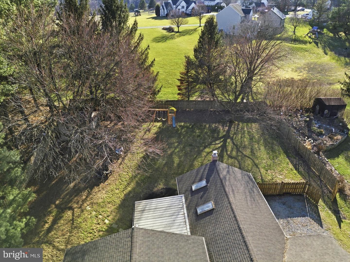 1424 E Newport Road photo 25