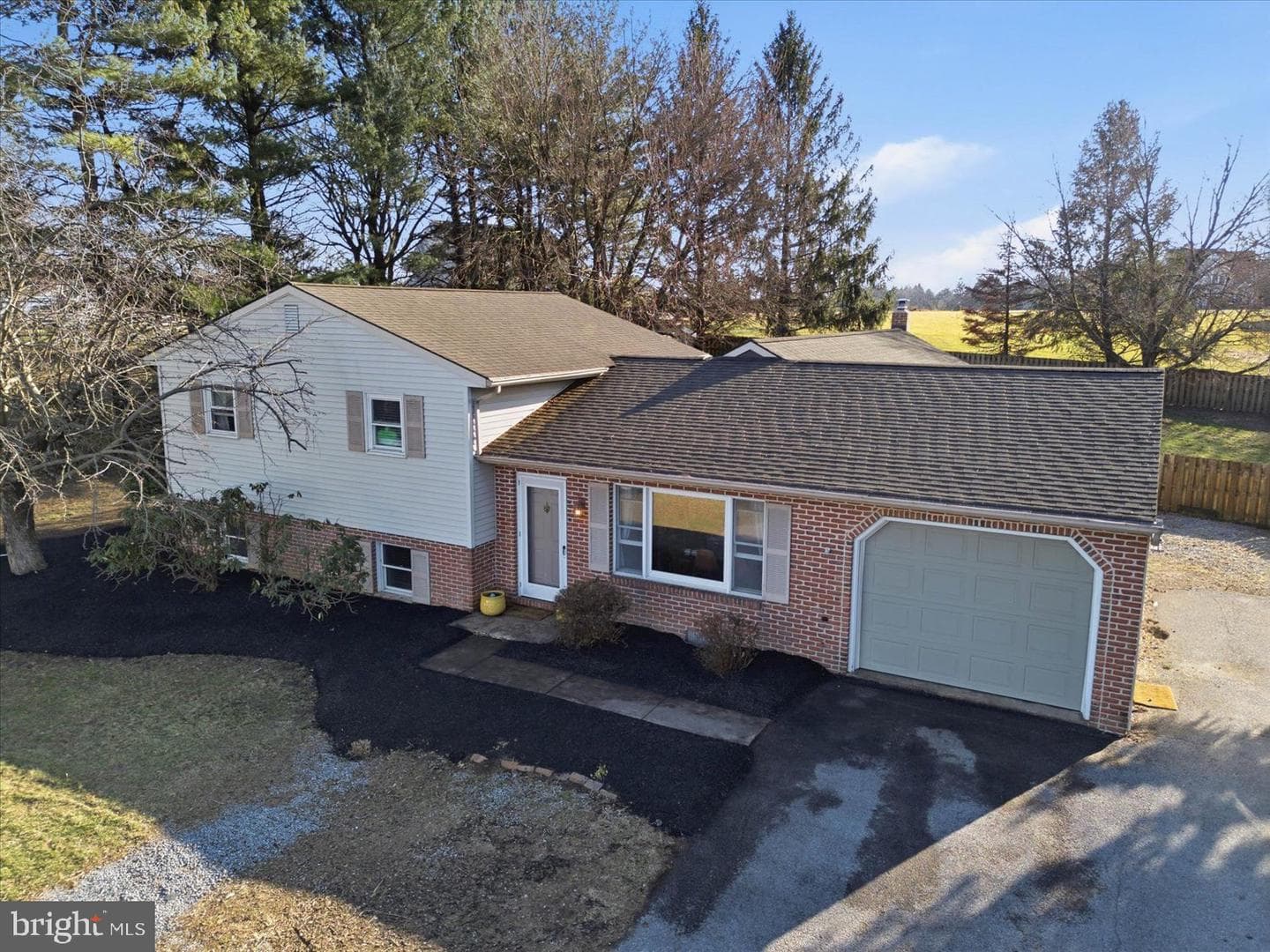 1424 E Newport Road photo 26