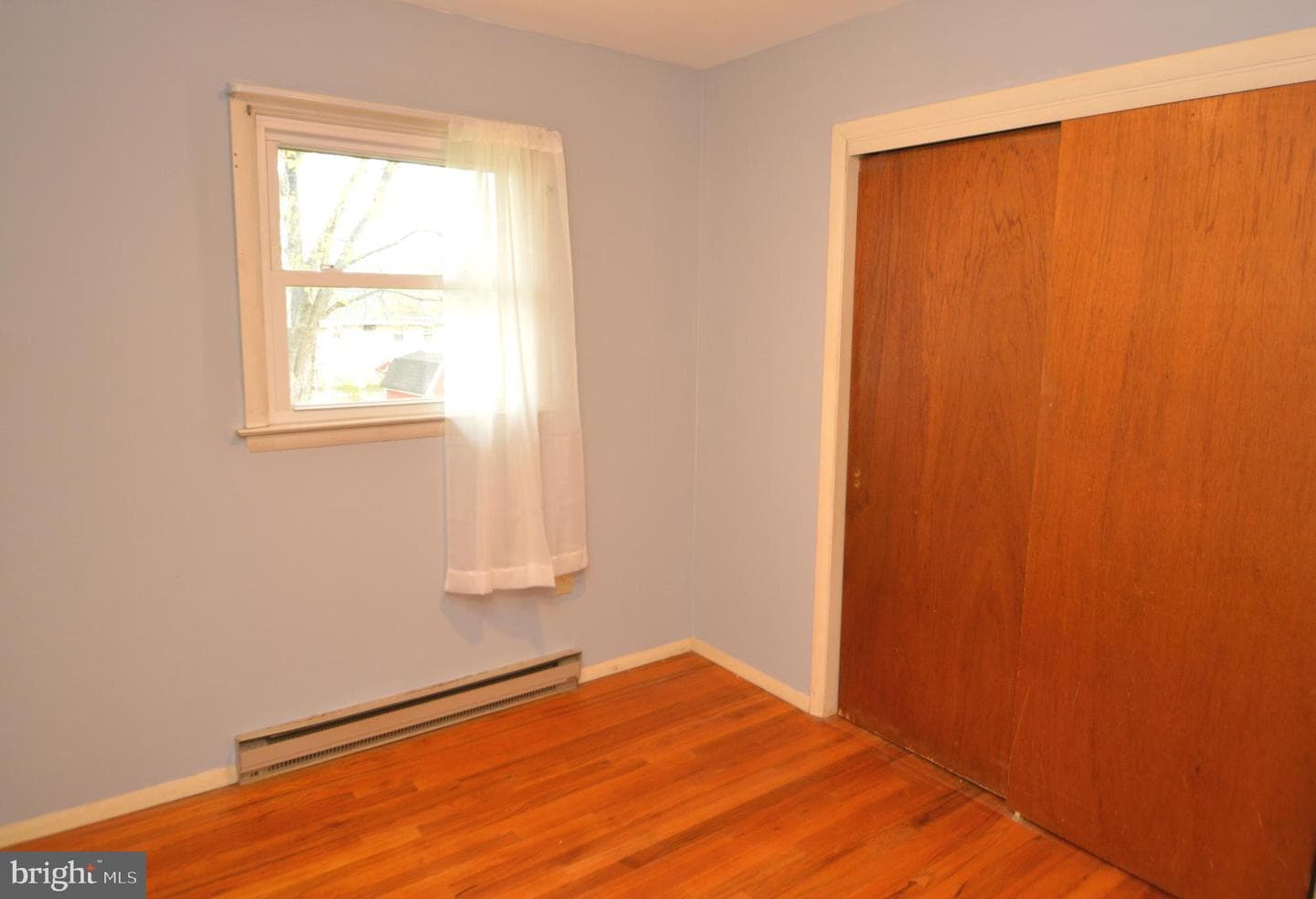 401 Lemon Street photo 18
