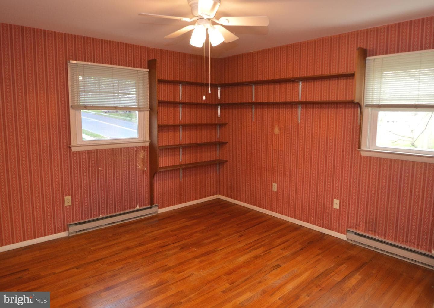 401 Lemon Street photo 21