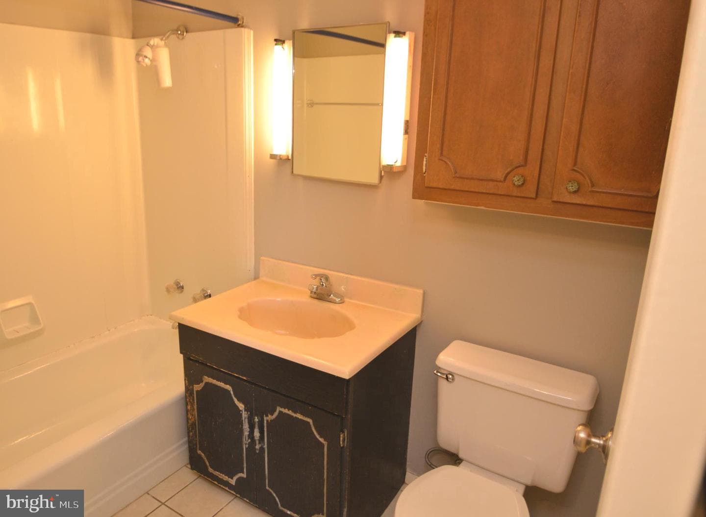 401 Lemon Street photo 31