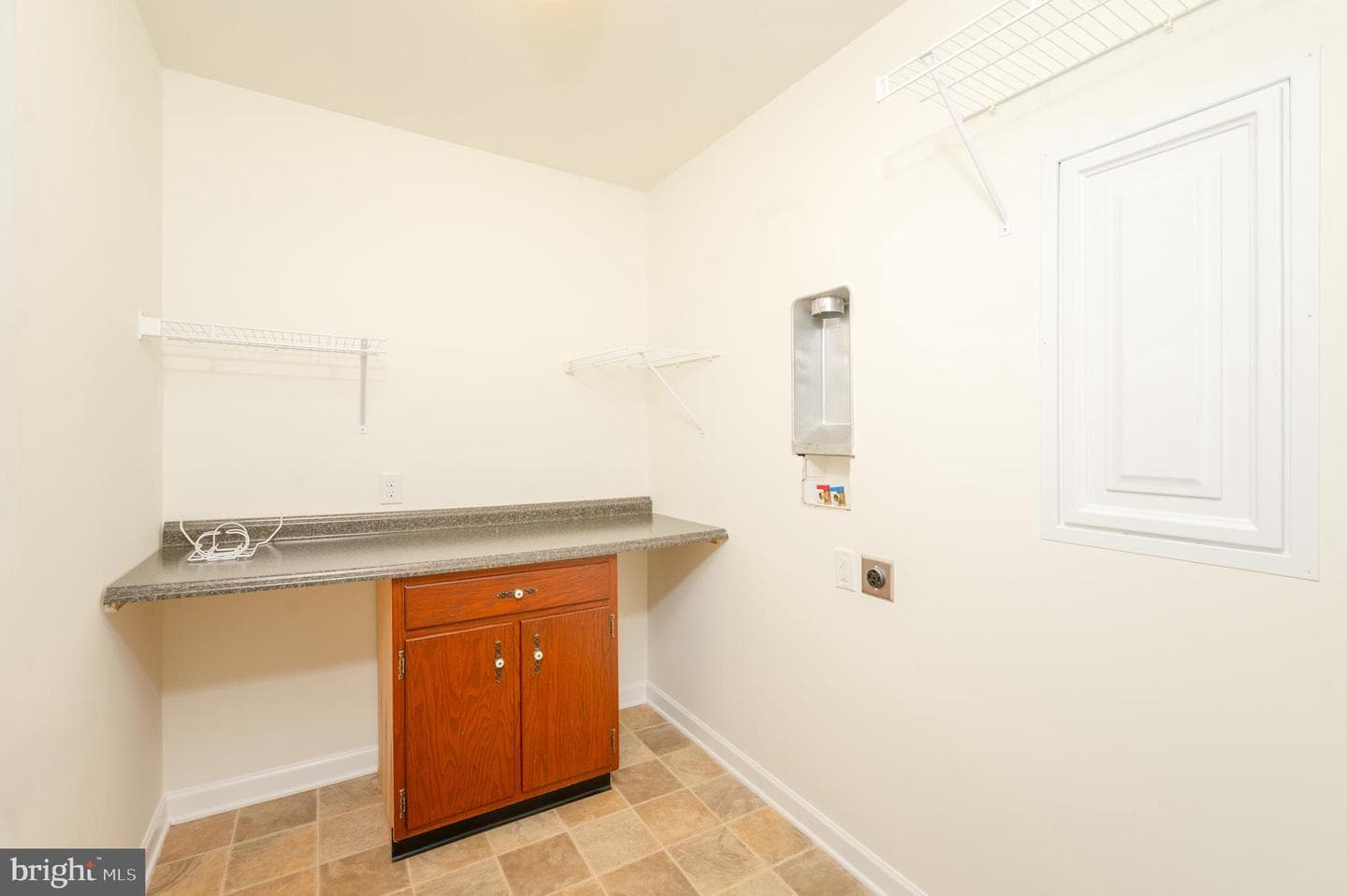 631 Thoreau Drive photo 25