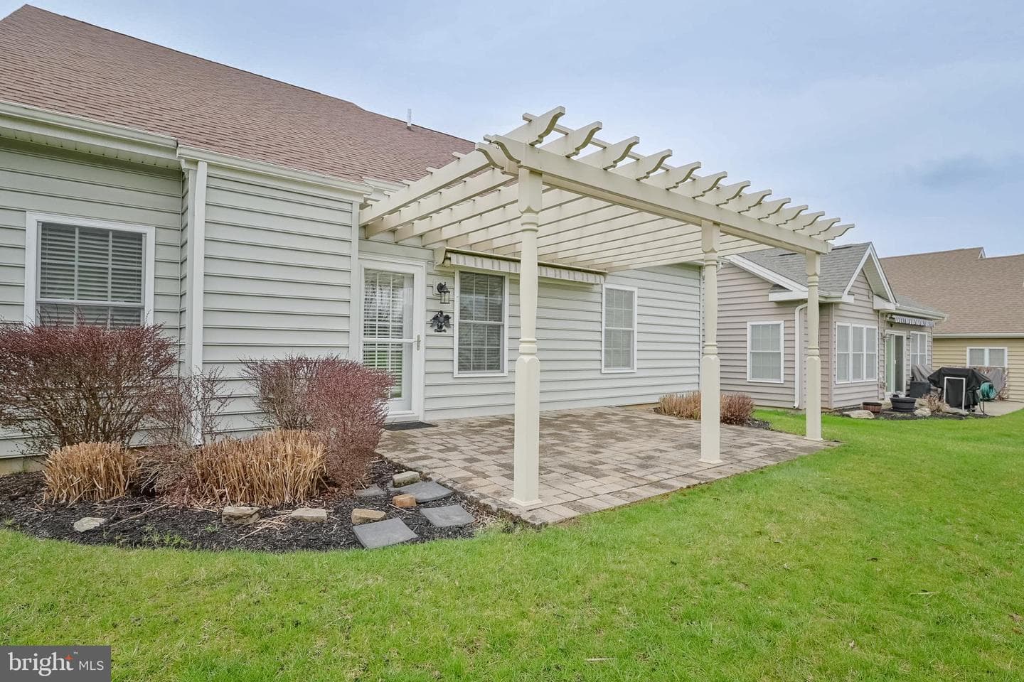 631 Thoreau Drive photo 9