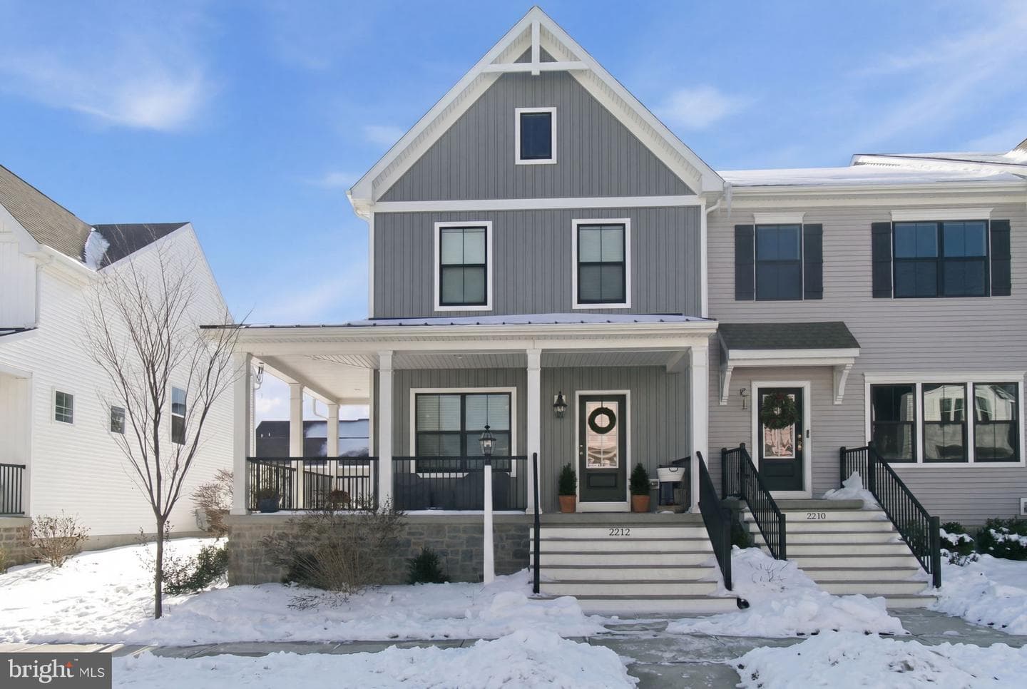2212 Brentford Street photo 1