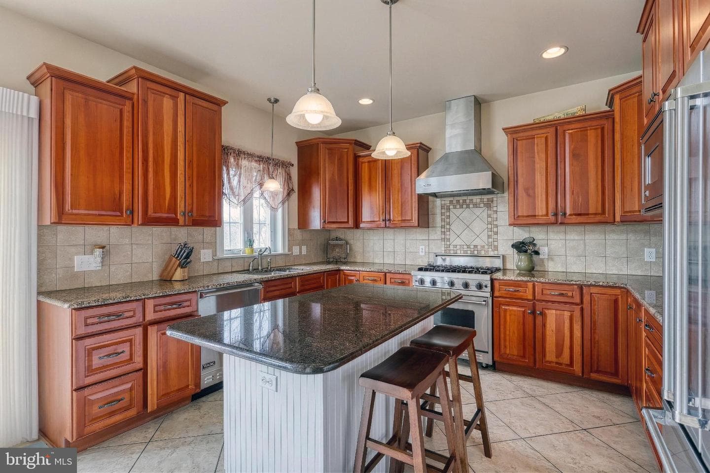 395 Ecker Drive photo 22