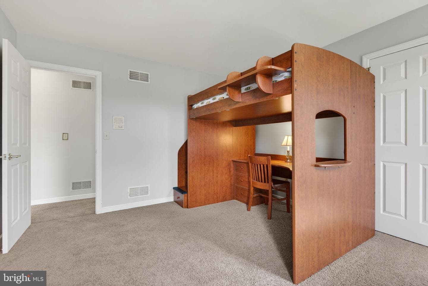 820 Paddington Drive photo 42