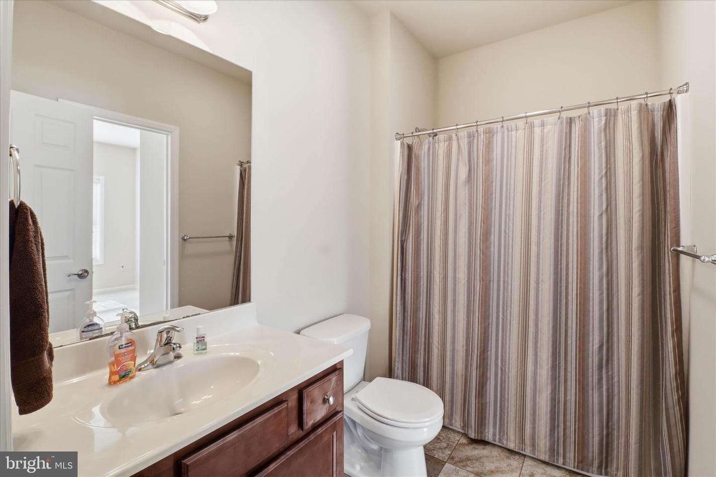1237 Cantebury Drive photo 10