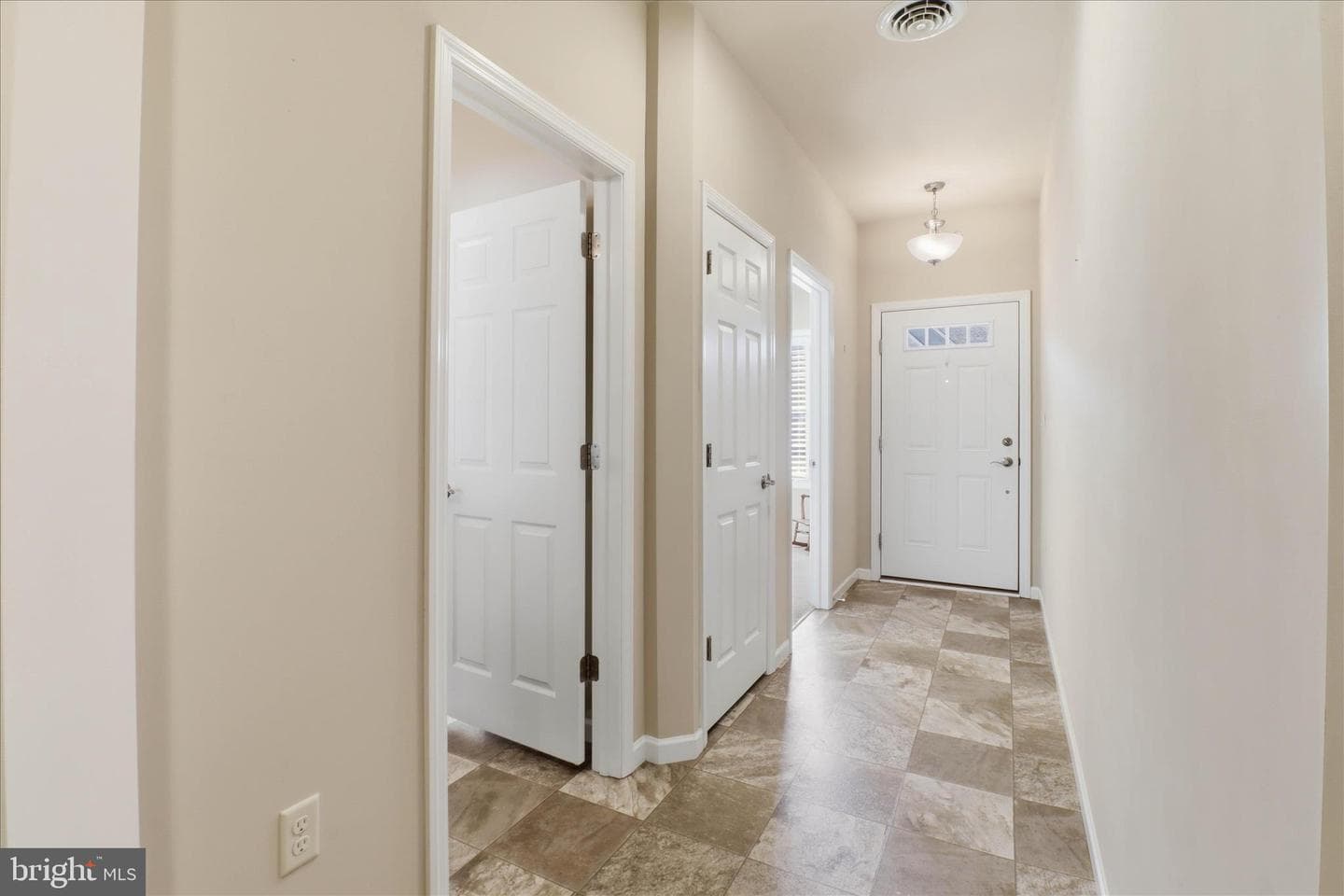 1237 Cantebury Drive photo 5