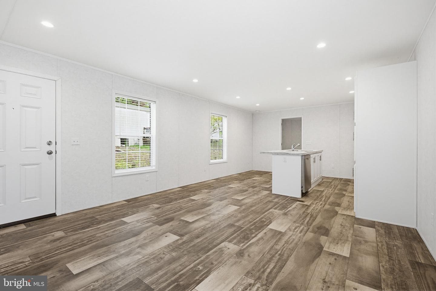 503 Cedar Ln photo 14