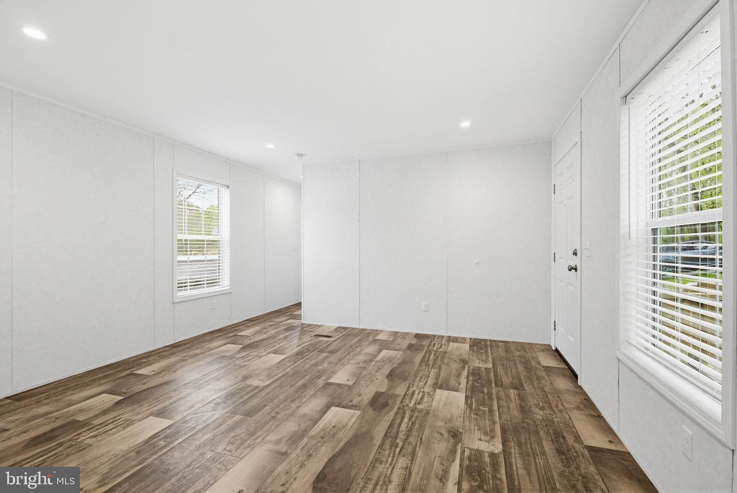 503 Cedar Ln photo 25