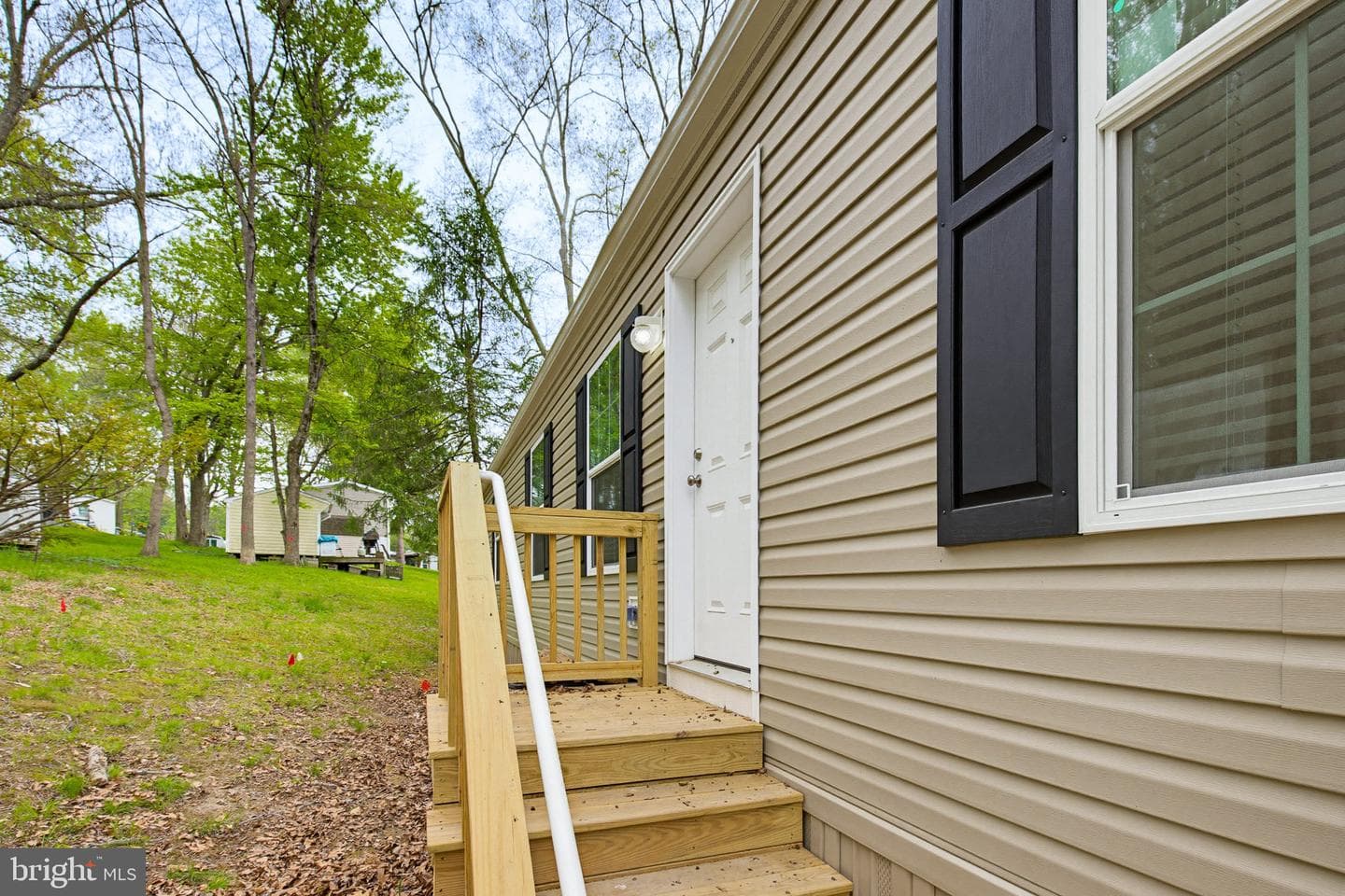 503 Cedar Ln photo 7
