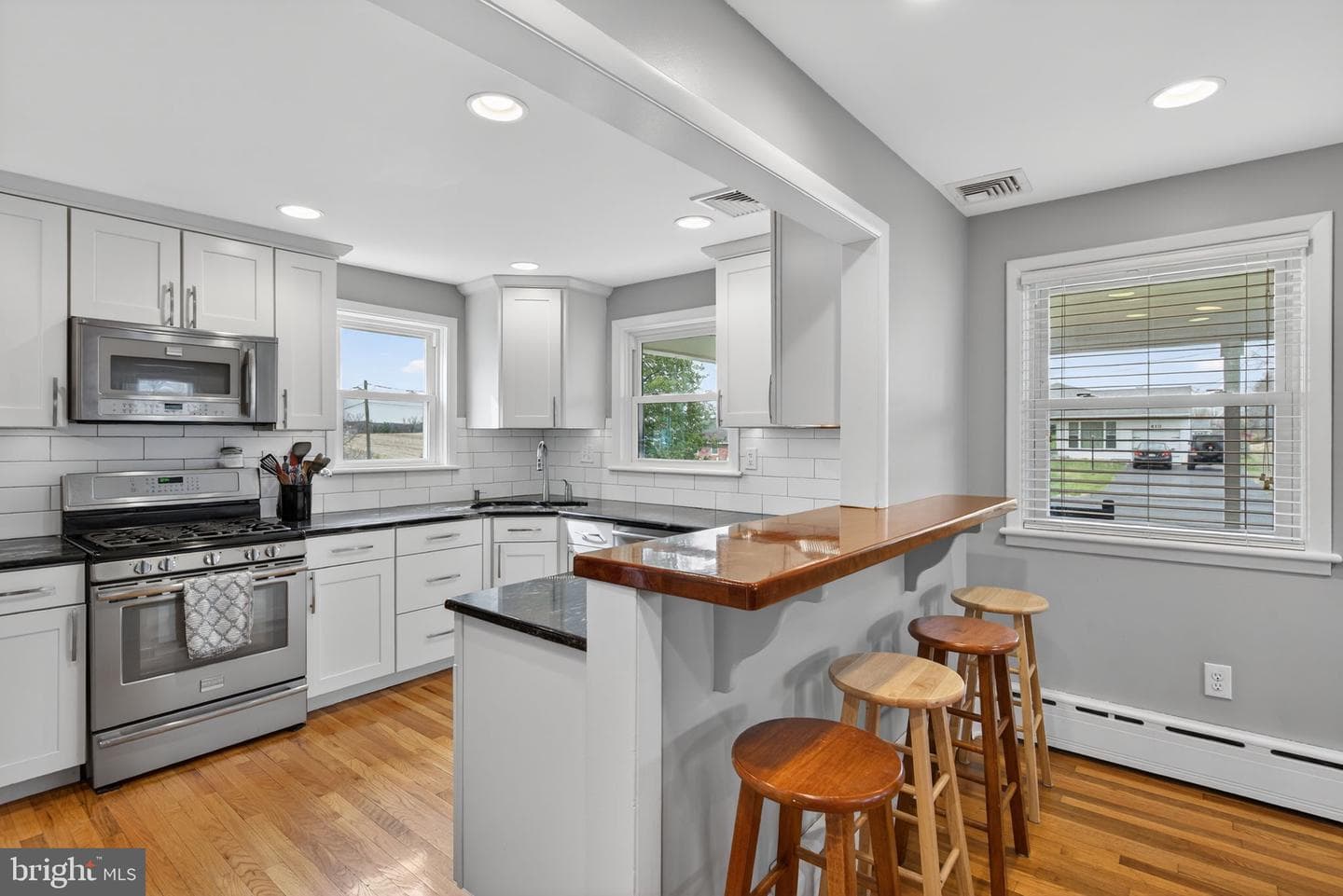 409 Delta Street photo 11
