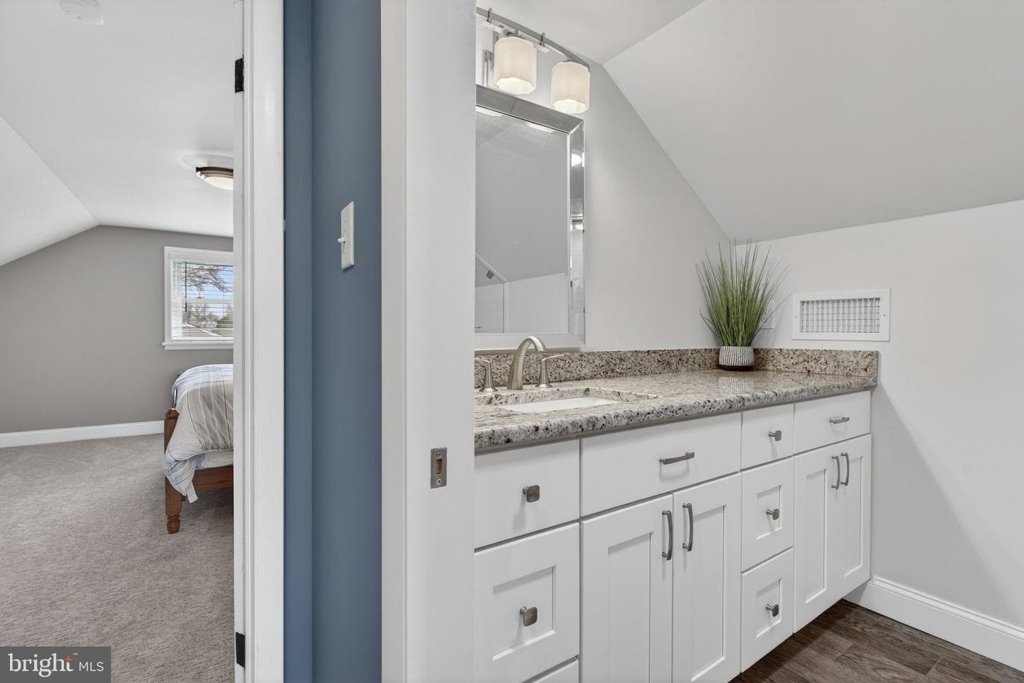 409 Delta Street photo 25