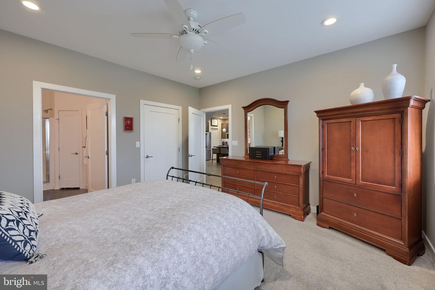 1432 Willow Creek Drive photo 29