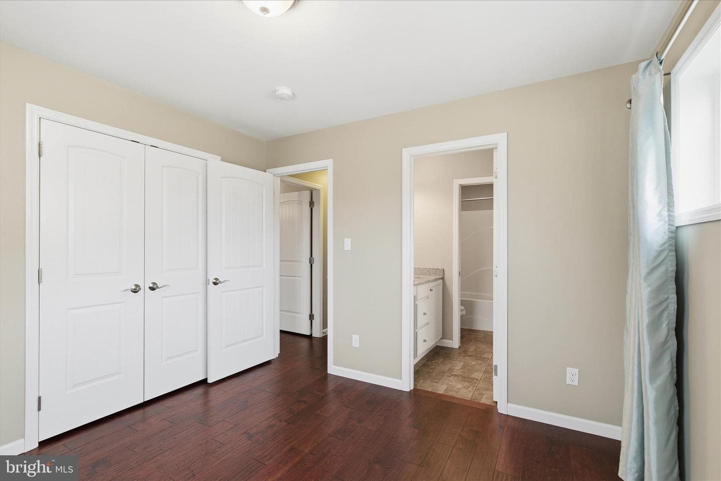 664 Richmond Drive photo 29