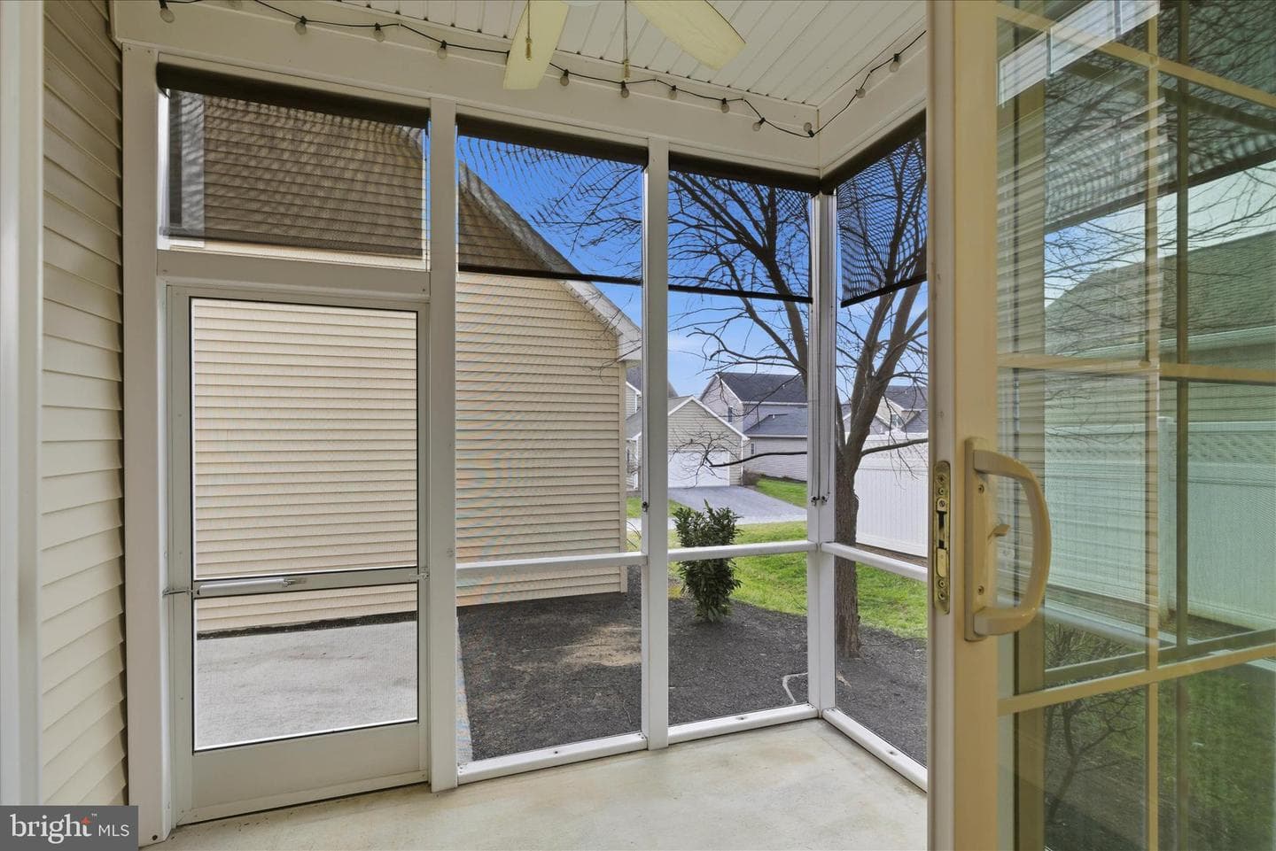 664 Richmond Drive photo 39
