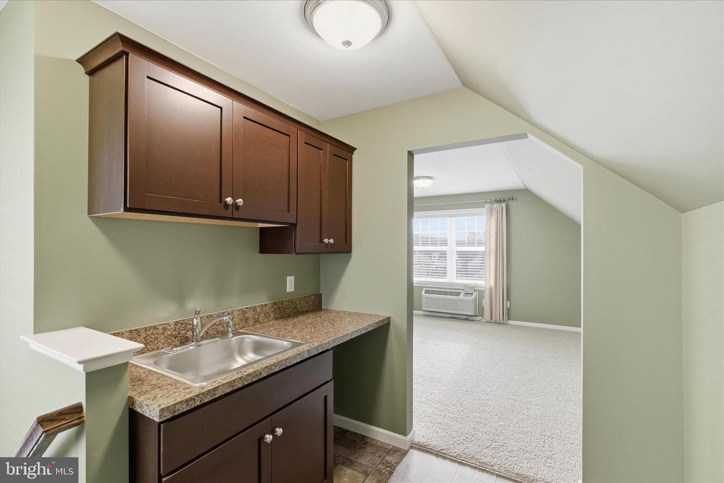 664 Richmond Drive photo 42