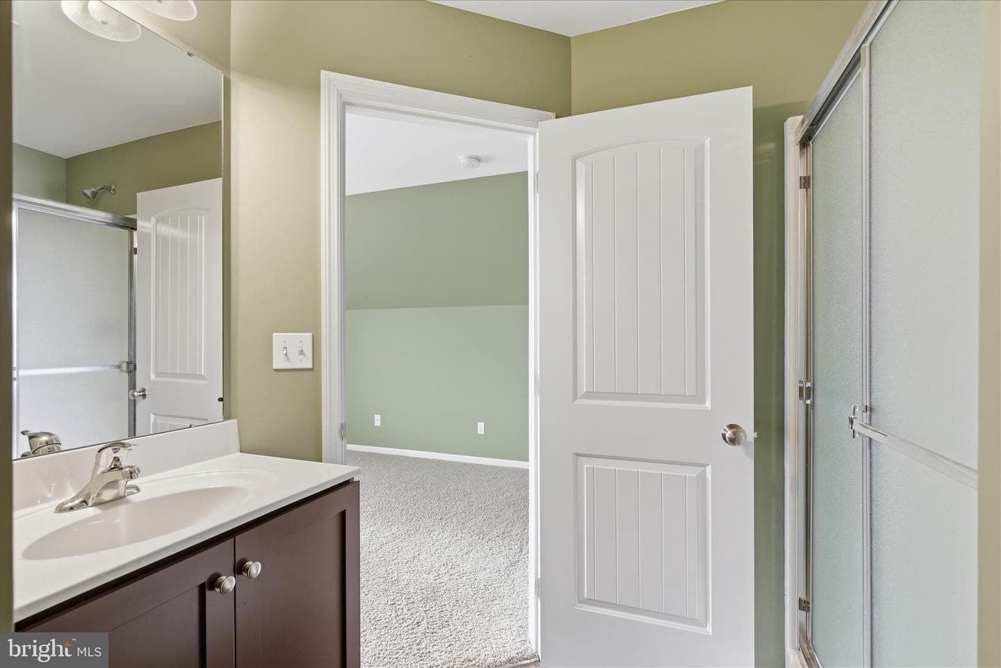 664 Richmond Drive photo 47
