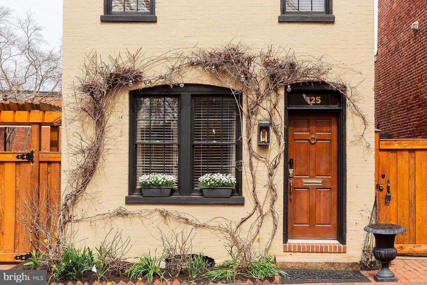 125 S Duke Street photo 6
