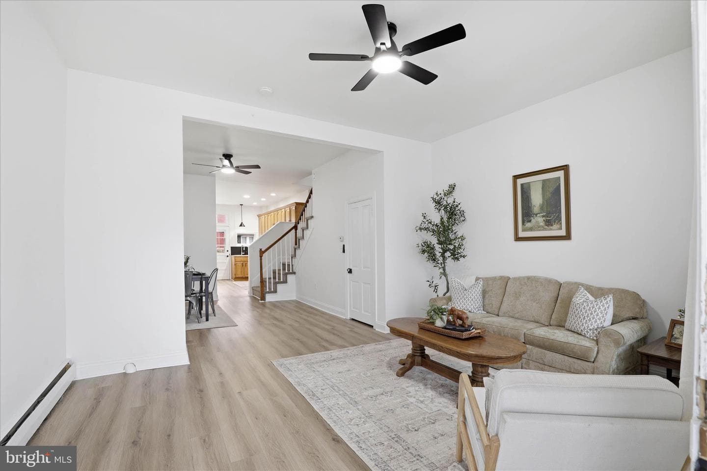 327 Hazel Street photo 4
