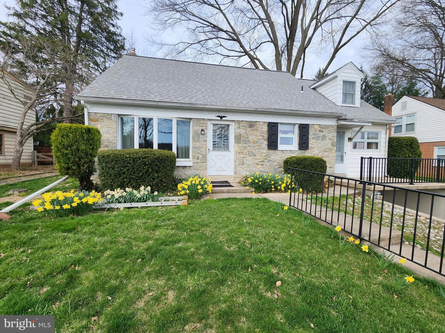 1309 Passey Lane photo 2